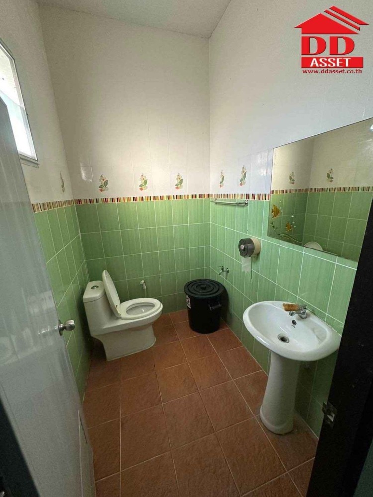 ขายบ้านนครศรีธรรมราช : ขายบ้านเดี่ยว โพธิ์เสด็จ อำเภอเมือง นครศรีธรรมราช ใกล้ศาลากลาง รหัส : H8159