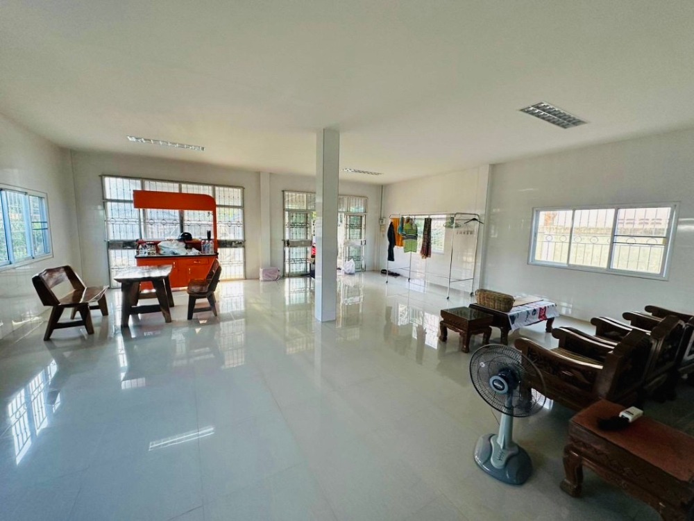 ขายบ้านนครศรีธรรมราช : ขายบ้านเดี่ยว โพธิ์เสด็จ อำเภอเมือง นครศรีธรรมราช ใกล้ศาลากลาง รหัส : H8159