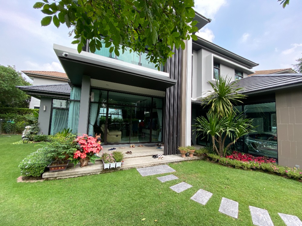 For RentHousePinklao, Charansanitwong : Rent of The Grand Pin Gale house, 2 -story house, De Pine