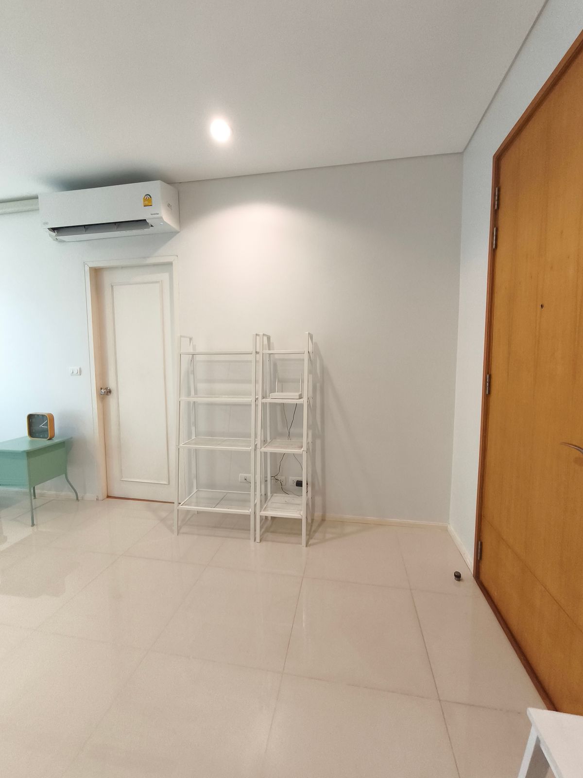 ขายคอนโดพระราม 9 เพชรบุรีตัดใหม่ RCA : ขาย 1 ห้องนอน 40 Sqm. ชั้น 11 Villa Asoke พร้อมผู้เช่า (เจ้าของขายเอง)