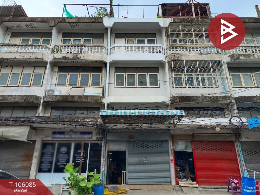 For SaleShop HouseLadprao101, Happy Land, The Mall Bang Kapi : Commercial building for sale 3.5 storey, Ramkhamhaeng Rd. 68, area 17 sq.wah, Bang Kapi, Bangkok