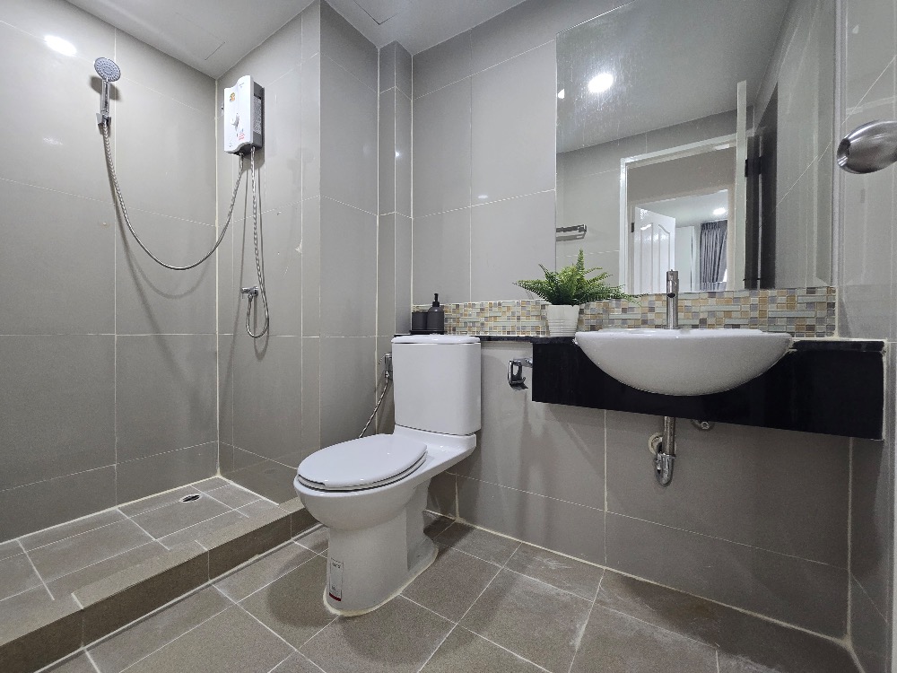 ขายคอนโดลาดพร้าว101 แฮปปี้แลนด์ : คนมีคู่💓ถูกใจห้องนี้ คอนโด 2 นอน ฟีลบ้าน ใกล้ #MRT #ลาดพร้าว101 ผ่อน 𝟭𝟬,𝙓𝙭𝙭