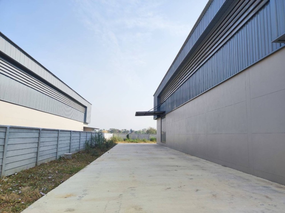 For RentFactoryNakhon Pathom : For rent/selling warehouses in Bang Len District, Nakhon Pathom Province: F8026