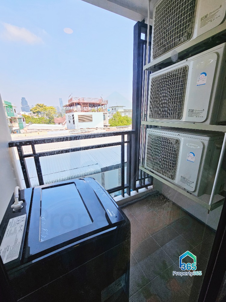 For RentCondoSathorn, Narathiwat : For Rent: The Cube Urban Sathorn 2 Bedrooms with Pool View, Fully Furnished