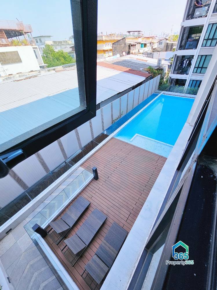 For RentCondoSathorn, Narathiwat : For Rent: The Cube Urban Sathorn 2 Bedrooms with Pool View, Fully Furnished
