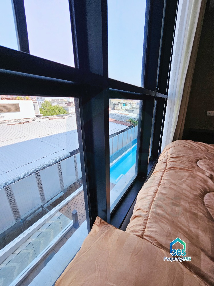 For RentCondoSathorn, Narathiwat : For Rent: The Cube Urban Sathorn 2 Bedrooms with Pool View, Fully Furnished