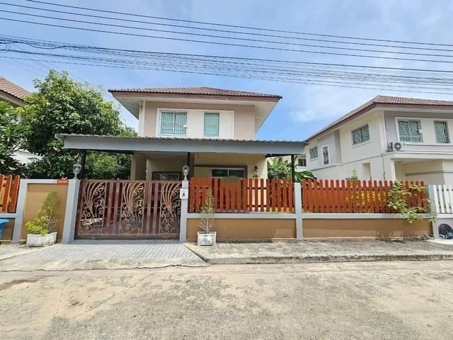 For RentHouseSamut Prakan,Samrong : 2 storey detached house for rent, Sinthawi Village, Green Ville 2, Pracha Uthit Road - Tha Kham Samut Prakan