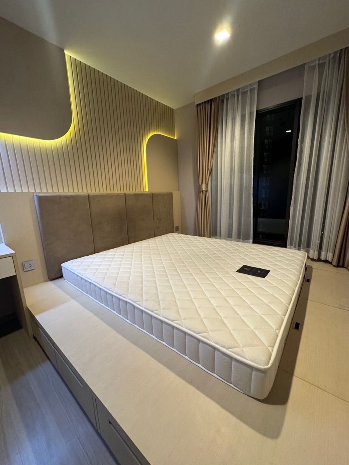ให้เช่าคอนโดพระราม 9 เพชรบุรีตัดใหม่ RCA : 💖Life Asoke-Rama9 ✅แต่งสวยพร้อมอยู่