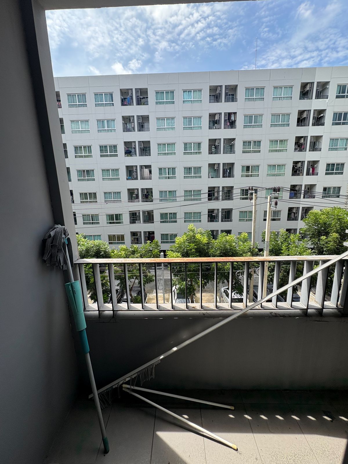 ขายคอนโดอ่อนนุช อุดมสุข : เอลลิโอ สุขุมวิท64 ขายราคาพิเศษ 1.69ล้าน ฟรีค่าโอน  ซื้อด่วน!!!