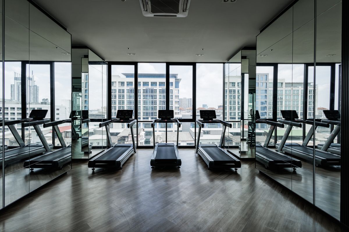 For RentCondoRamkhamhaeng, Hua Mak : 🔥Urgent rent, new room ready to move in 🔥Niche Mono Ramkhamhaeng Condo. The project has a shuttle to Ramkhamhaeng University / BTS Lam Sali Intersection. Rent starts at 16,200 baht/month, accepting both Thais and foreigners (with 6 month / 1 year rental c