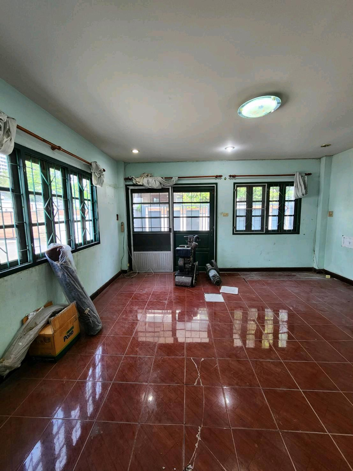 ให้เช่าที่ดินสุขุมวิท อโศก ทองหล่อ : ประกาศให้เช่าที่ดิน พร้อมสิ่งปลูกสร้าง ทองหล่อ & พร้อมพงษ์