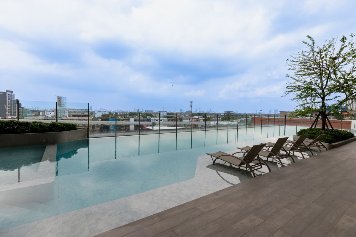 For RentCondoChaengwatana, Muangthong : 🔥Urgent for rent, new room ready to move in, Niche Mono Chaengwattana Condo, starting rent 11,500 baht/month, accepting both Thais and foreigners (with rental contract for 6 months / 1 year) RentNex By Sena