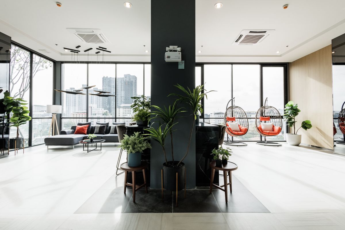 For RentCondoRamkhamhaeng, Hua Mak : 🔥Urgent rent, new room ready to move in 🔥Niche Mono Ramkhamhaeng Condo. The project has a shuttle to Ramkhamhaeng University / BTS Lam Sali Intersection. Rent starts at 16,200 baht/month, accepting both Thais and foreigners (with 6 month / 1 year rental c