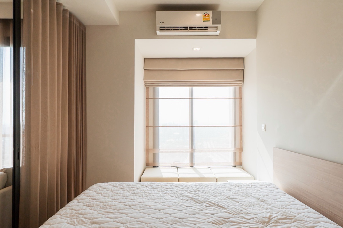 ให้เช่าคอนโดสะพานควาย จตุจักร : ให้เช่าคอนโด 1 ห้องนอน ห้องสวยชั้นสูงสุด เครื่องใช้ไฟฟ้าทุกอย่างยันเครื่องกรองน้ำ Coway เลี้ยงสัตว์ได้ครับ ล้างแอร์ให้ 2 ครั้งต่อปี