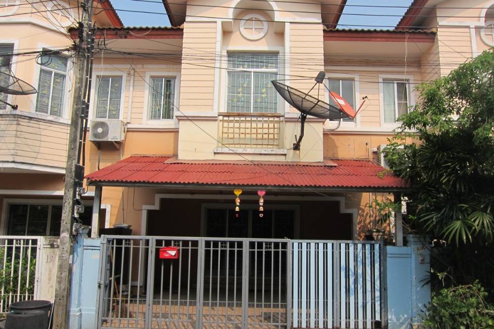For SaleTownhome : ขายทาวน์เฮ้าส์ 2 ชั้น  โครงการเดอะคอนเนค  1 กิ่งแก้ว สุวรรณภูมิ ต่อเติมห้องครัวอย่างดี ขนาด 21 ตรว. ขายถูกที่สุดในทำเล ราคา 1.9 ล้าน