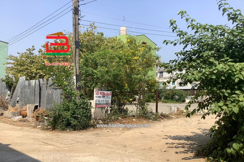 For SaleLandLadkrabang, Suwannaphum Airport : Empty land, corner, Soi Lat Krabang 4, area 242 sq.m., near Suvarnabhumi Airport Kanchanaphisek Road (Motorway) Lat Krabang Subdistrict, Lat Krabang District, Bangkok