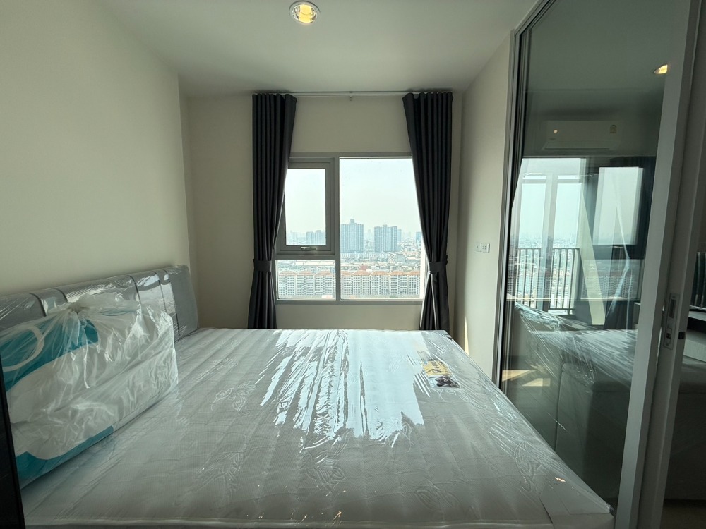 For RentCondoRamkhamhaeng, Hua Mak : 🔥Urgent rent, new room ready to move in 🔥Niche Mono Ramkhamhaeng Condo. The project has a shuttle to Ramkhamhaeng University / BTS Lam Sali Intersection. Rent starts at 16,200 baht/month, accepting both Thais and foreigners (with 6 month / 1 year rental c