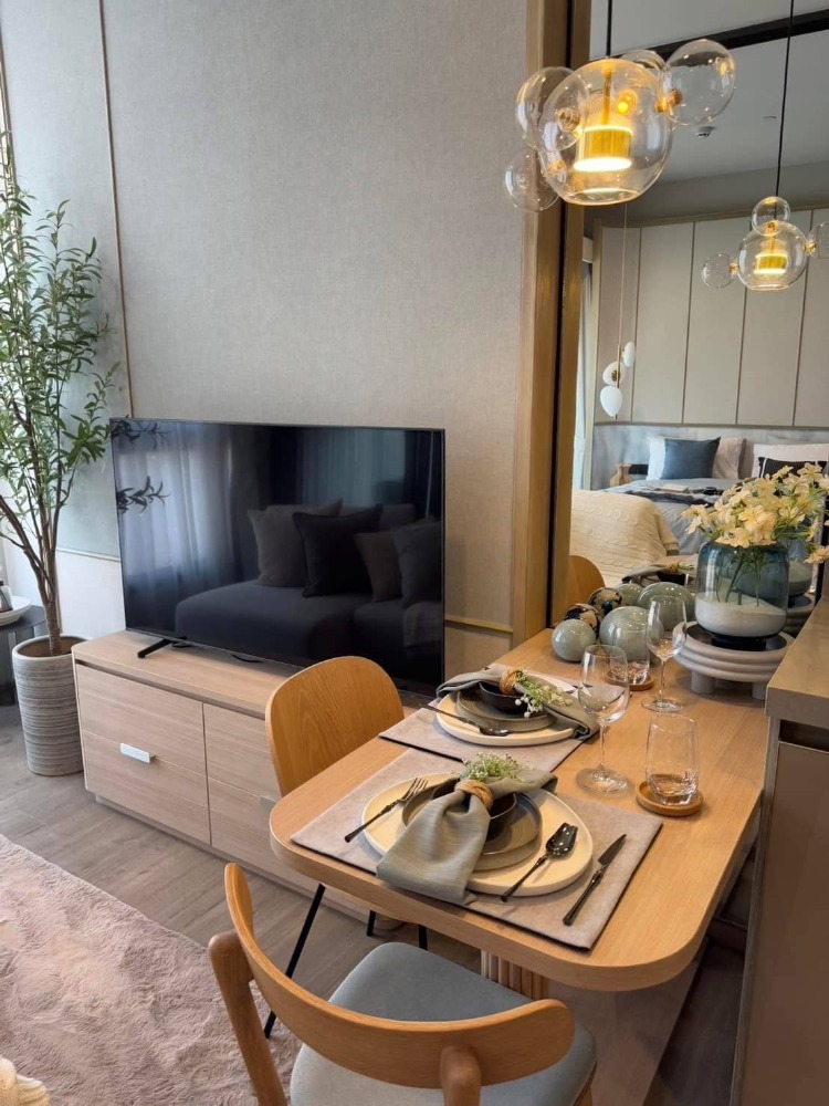 ให้เช่าคอนโดลาดพร้าว เซ็นทรัลลาดพร้าว : ให้เช่า 📍 The Crest Park Residences 📍 เฟอร์นิเจอร์ และ เครื่องใช้ไฟฟ้าครบ ใกล้ BTS และ MRT