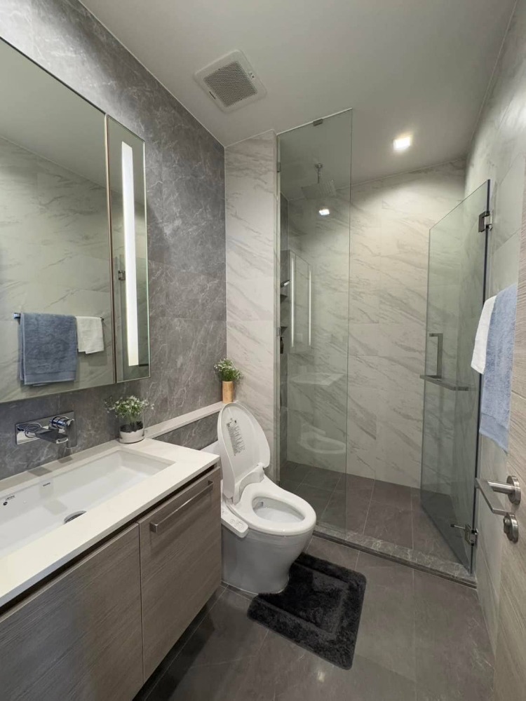 ให้เช่าคอนโดลาดพร้าว เซ็นทรัลลาดพร้าว : ให้เช่า 📍 The Crest Park Residences 📍 เฟอร์นิเจอร์ และ เครื่องใช้ไฟฟ้าครบ ใกล้ BTS และ MRT