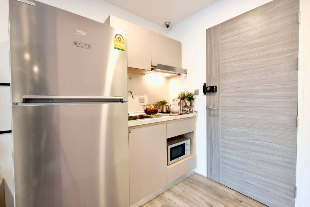 ขายคอนโดรัชดา ห้วยขวาง : ขายคอนโด Atmoz รัชดา - ห้วยขวาง  บรรยากาศรีสอร์ท ใกล้ MRT และทางด่วน อาคาร B ชั้น 8  1ห้องนอน 22.04 ตร.ม. ตกแต่งพร้อมอยู่ ราคา  2.99 ลบ.*