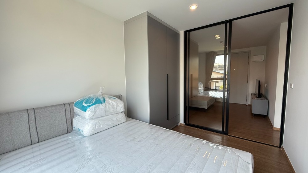 For RentCondoRama9, Petchburi, RCA : 🔥Urgent for rent, new room ready to move in, Niche Mono Rama 9 Condo, project has MRT transportation to Cultural Center. Rent starts at 13,200 baht/month, accepting both Thais and foreigners (6 month / 1 year rental contract) RentNex By Sena