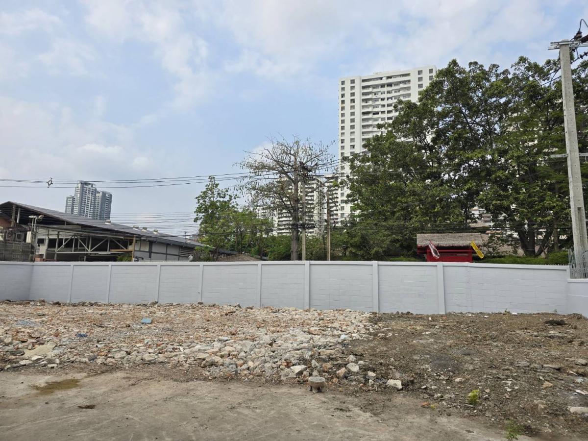 ให้เช่าที่ดินสุขุมวิท อโศก ทองหล่อ : ประกาศให้เช่าที่ดิน พร้อมสิ่งปลูกสร้าง ทองหล่อ & พร้อมพงษ์