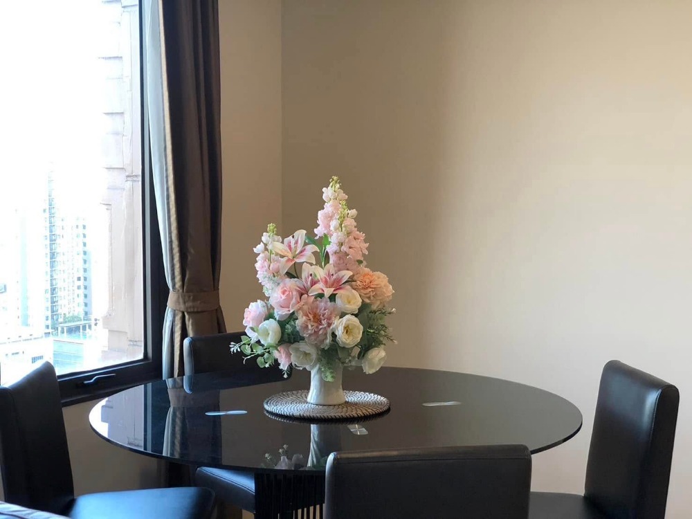 ให้เช่าคอนโดพระราม 9 เพชรบุรีตัดใหม่ RCA : คอนโด Villa Asoke ห้องสวย เฟอร์นิเจอร์ครบ พร้อมเช่าอยู่