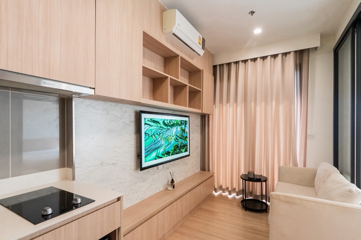 ให้เช่าคอนโดสะพานควาย จตุจักร : ให้เช่าคอนโด 1 ห้องนอน ห้องสวยชั้นสูงสุด เครื่องใช้ไฟฟ้าทุกอย่างยันเครื่องกรองน้ำ Coway เลี้ยงสัตว์ได้ครับ ล้างแอร์ให้ 2 ครั้งต่อปี