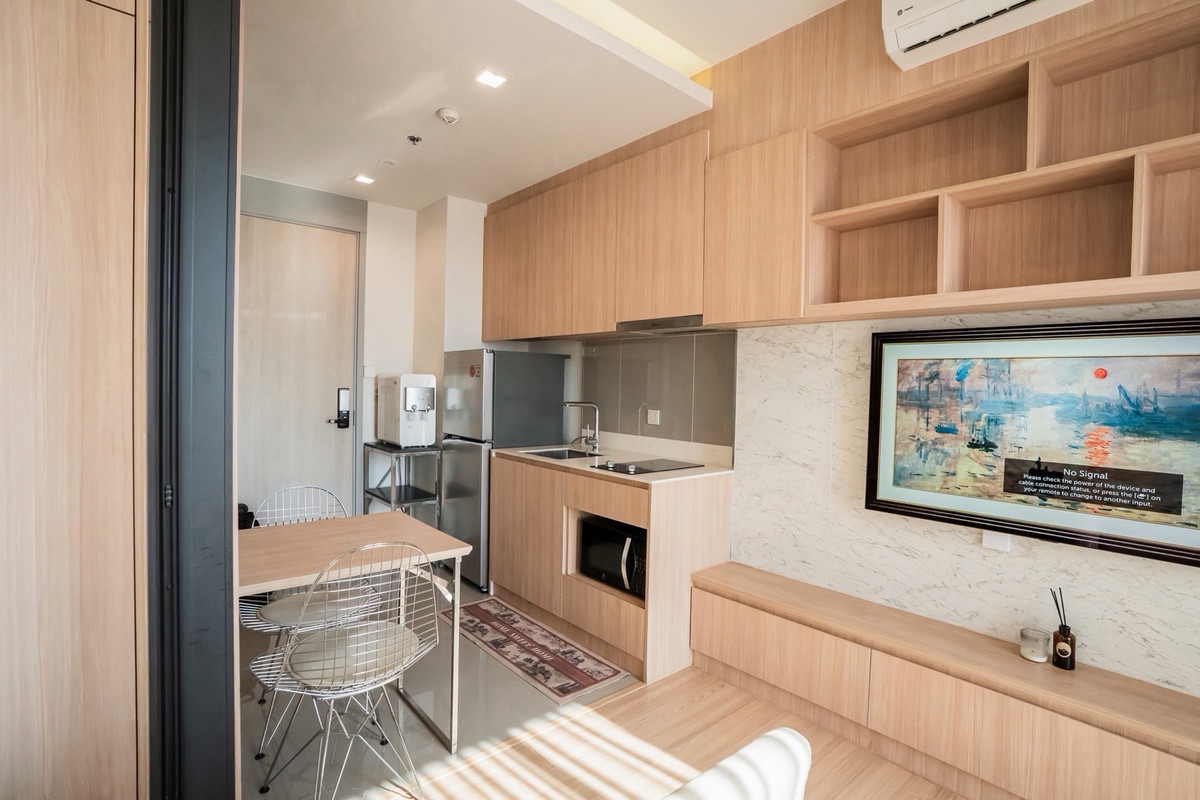 ให้เช่าคอนโดสะพานควาย จตุจักร : ให้เช่าคอนโด 1 ห้องนอน ห้องสวยชั้นสูงสุด เครื่องใช้ไฟฟ้าทุกอย่างยันเครื่องกรองน้ำ Coway เลี้ยงสัตว์ได้ครับ ล้างแอร์ให้ 2 ครั้งต่อปี