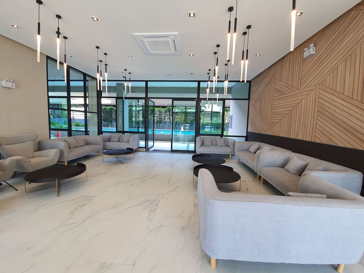 For RentCondoSamut Prakan,Samrong : 🔥Urgent for rent, new room ready to move in 🔥Condo Niche Mono Sukhumvit - Pu Chao, starting rent 13,700 baht/month, accepting both Thais and foreigners (with rental contract for 6 months / 1 year) RentNex By Sena