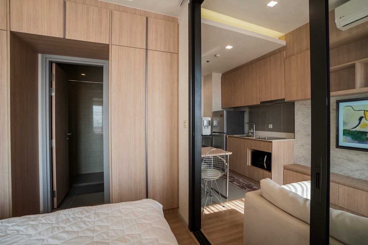 ให้เช่าคอนโดสะพานควาย จตุจักร : ให้เช่าคอนโด 1 ห้องนอน ห้องสวยชั้นสูงสุด เครื่องใช้ไฟฟ้าทุกอย่างยันเครื่องกรองน้ำ Coway เลี้ยงสัตว์ได้ครับ ล้างแอร์ให้ 2 ครั้งต่อปี