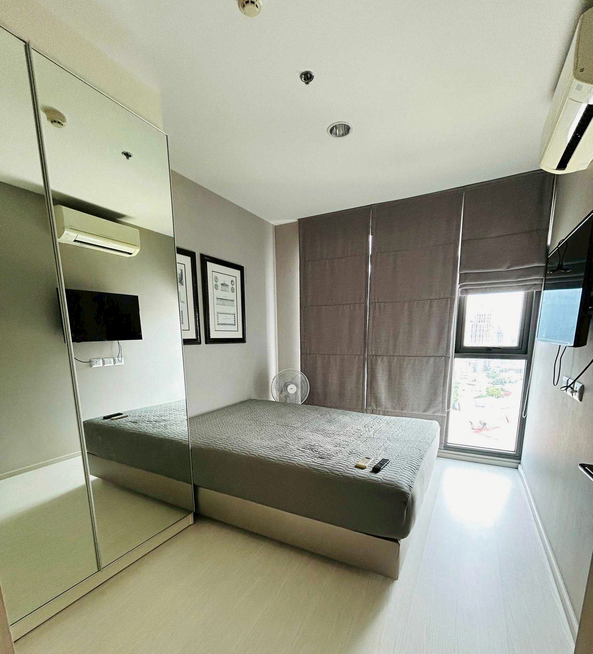 For RentCondoSukhumvit, Asoke, Thonglor : Rhythm sukumvit 42 condo, beautiful furniture Ready to rent