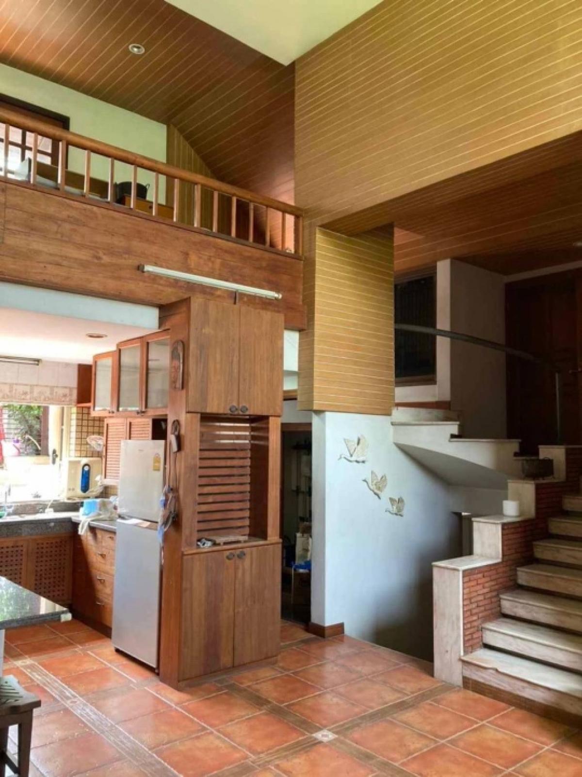 ขายบ้านพระราม 9 เพชรบุรีตัดใหม่ RCA : ขายบ้านเดี่ยว 2 ชั้น ถ.พระราม 9 ซ.41 ใกล้ the nine