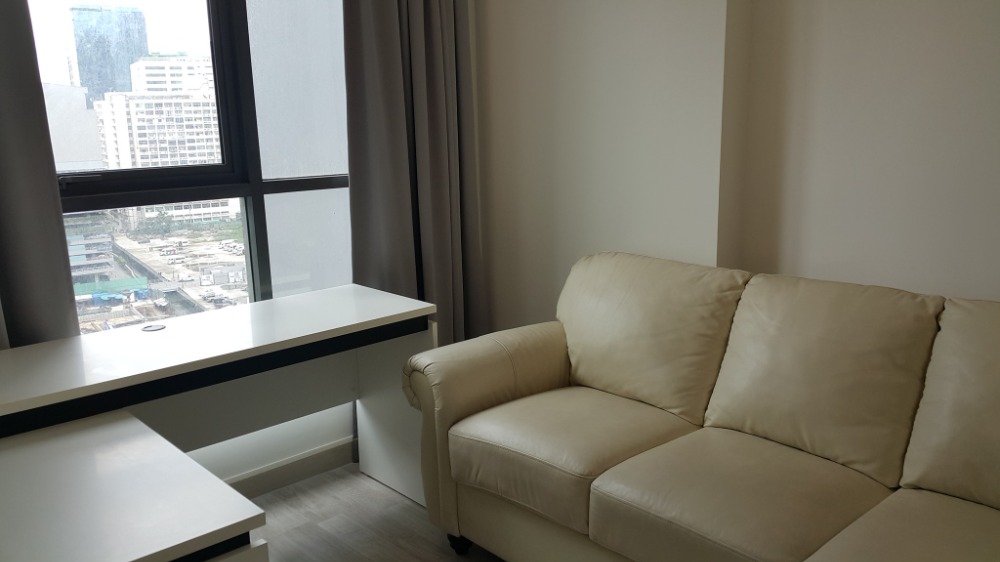 ขายคอนโดพระราม 9 เพชรบุรีตัดใหม่ RCA : Ideo Mobi Asoke / 2 Bedrooms (FOR SALE), ไอดีโอ โมบิ อโศก / 2 ห้องนอน (ขาย) TARN134