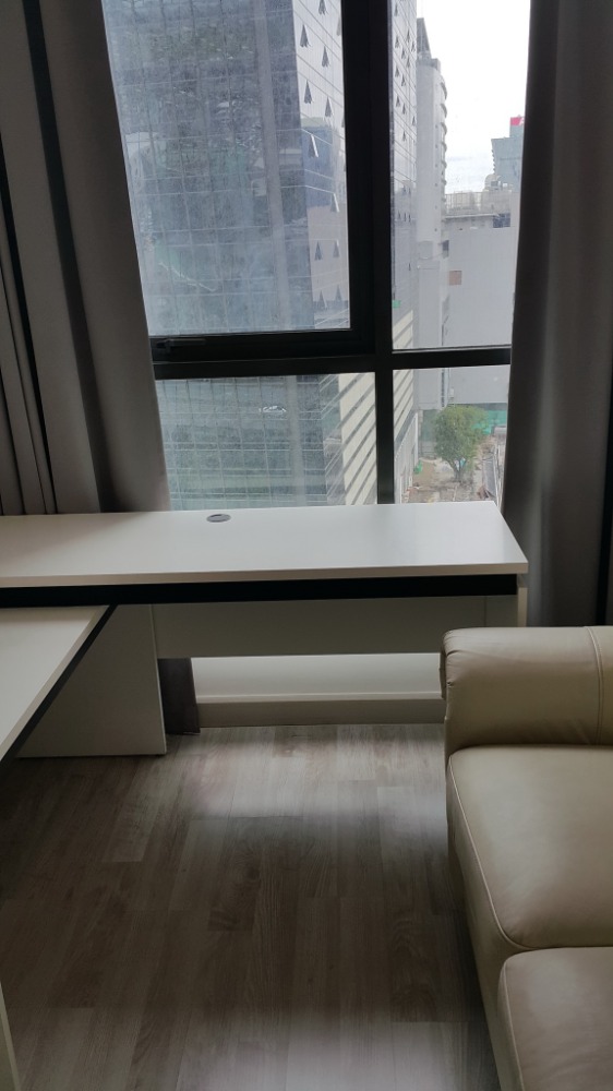 ขายคอนโดพระราม 9 เพชรบุรีตัดใหม่ RCA : Ideo Mobi Asoke / 2 Bedrooms (FOR SALE), ไอดีโอ โมบิ อโศก / 2 ห้องนอน (ขาย) TARN134