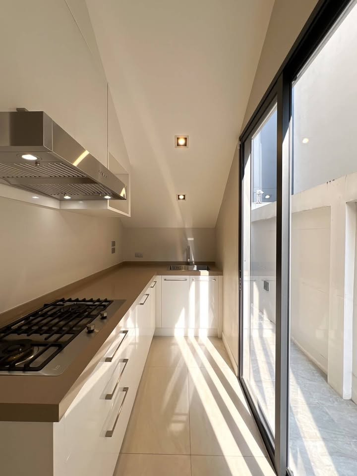 ขายบ้านลาดพร้าว เซ็นทรัลลาดพร้าว : ขายบ้านหรู โครงการ Atitude Mastery พหลโยธิน 24  ทำเลดีมาก ใกล้  central ลาดพร้าว ถนนพหลโยธิน, แขวงจตุจักร, เขตจตุจักร, กรุงเทพ