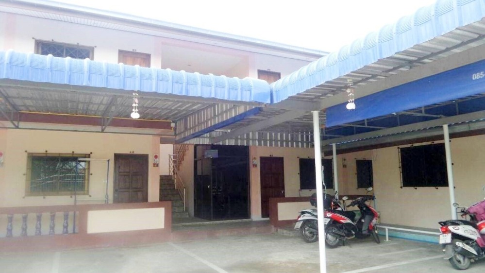 For SaleHotel&Apartment BusinessPattaya, Bangsaen, Chonburi : 8 apartments for sale and 1 house, size 125 sq.m., Soi Sukhumvit-Pattaya 83, Chon Buri