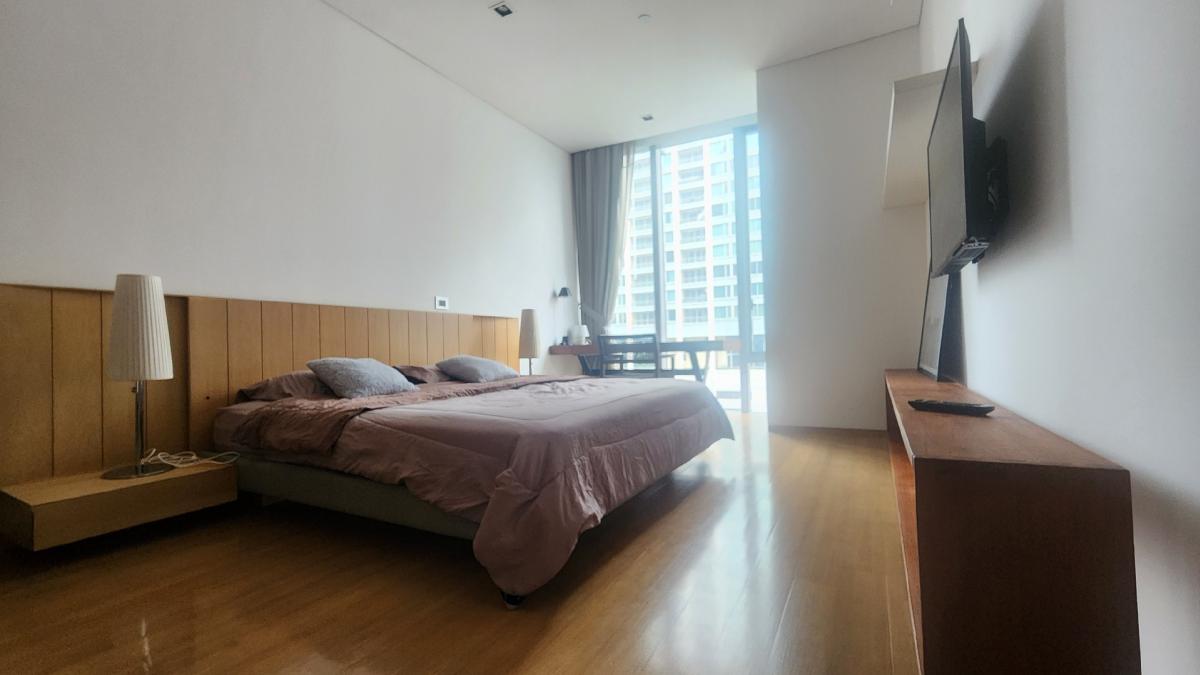 ให้เช่าคอนโดสีลม ศาลาแดง บางรัก : Saladaeng Residences | 1 ห้องนอนให้เช่า ห้องใหญ่ วิวโล่ง น่าอยู่ ตกแต่งเรียบร้อย ทำเลสะดวกใจกลางศาลาแดง