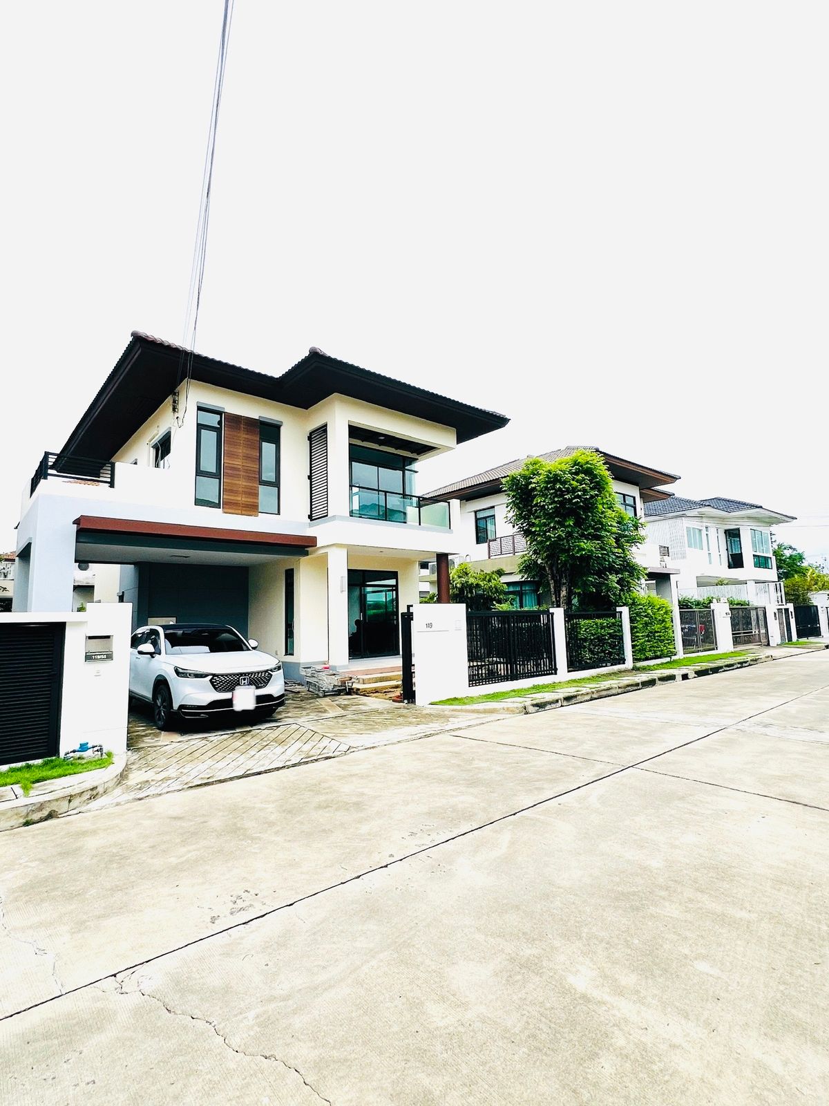 For RentHouseNawamin, Ramindra : Rent Saran Siri Phahonyothin Sai Mai, near the 5 Sukhaphiban Expressway, Watcharapol Ramintra