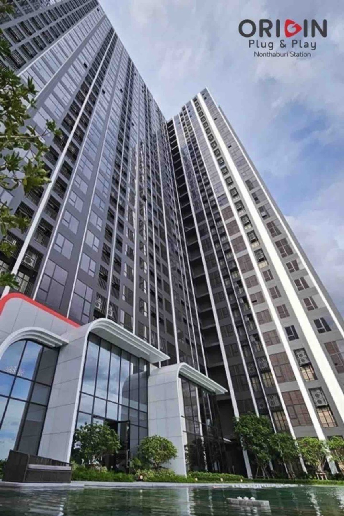 For SaleCondoRattanathibet, Sanambinna : ✅🏙️ Release for sale 💰 Contract page 4,104,000💰🏙️ Origin condo plugs & amp; Play Nonthaburi Station 🏙️✅👉🏻 New room, corner room, largest 👈🏻🔥 The view is super good 🔥 Beautiful room big Airy, comfortable. 🌊 (The owner sells by himself)