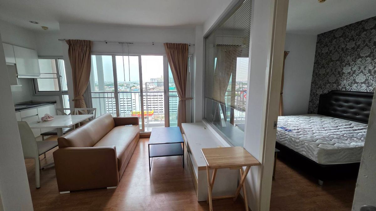 For RentCondoBang kae, Phetkasem : Rent The Parkland Petchkasem (The Parkland Phetkasem), near MRT, Lak Song View Station, Swimming Pool Opposite The Mall Bang Khae