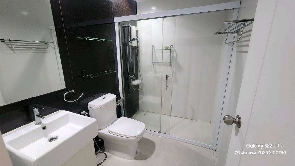 For RentTownhomePattanakan, Srinakarin : Rent a townhome, The Connect Phatthanakan 38, only 8 minutes near Thanya Park