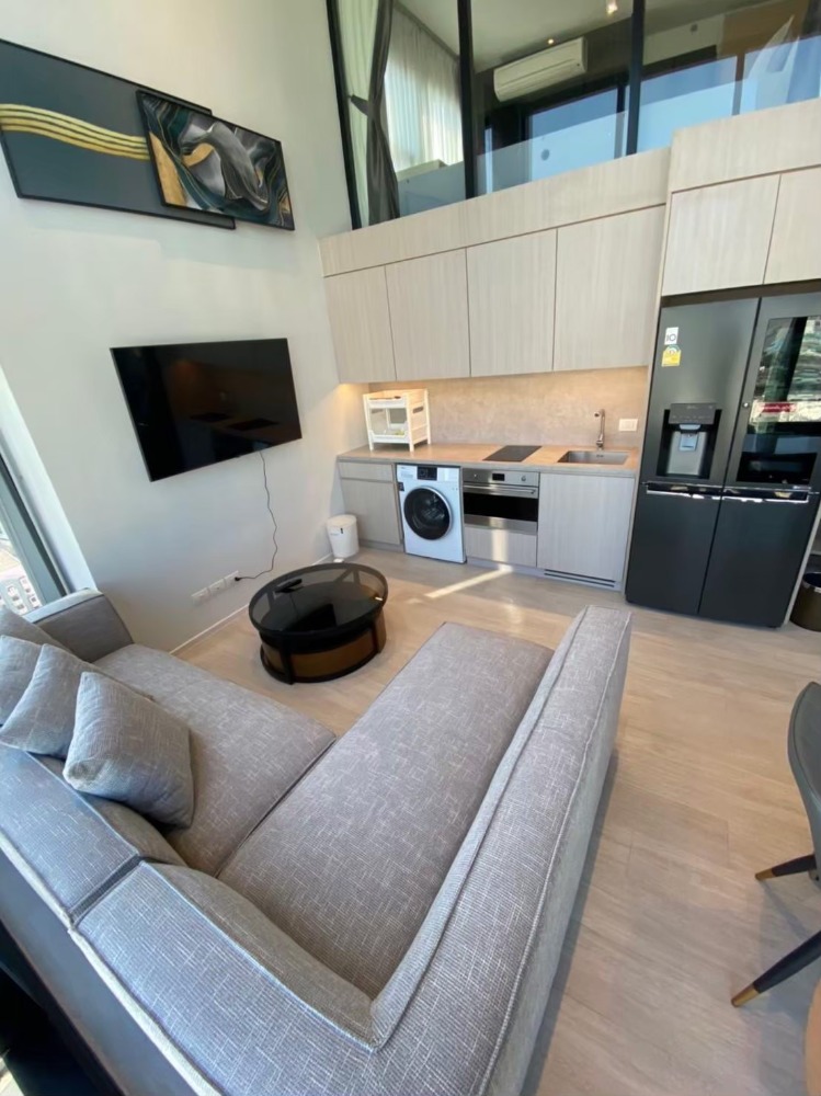 ให้เช่าคอนโดสีลม ศาลาแดง บางรัก : 📌For RENT เช่า | The Lofts Silom - 2BR Loft - Hybrid (68 sqm) 55,000 THB