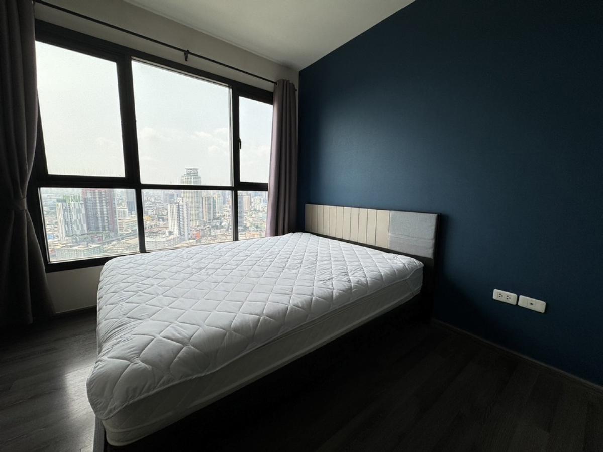 For RentCondoOnnut, Udomsuk : Condo sukhumvit !! 📍The Base Park East BTS onnut 12,990 Floor High // Separate Kitchen // Beauiful View🏡