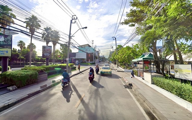 ขายที่ดินบางนา แบริ่ง ลาซาล : VLM 1012  ขายที่ดิน ซอยลาซาล 11 กว้าง ~6 เมตร แขวงบางนาใต้ เขตบางนา  เนื้อที่ 300 ตารางวา