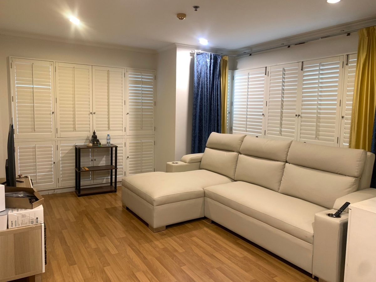 For RentCondoRama3 (Riverside),Satupadit : Rent Lumpini Park Riverside Rama 3.  Corner' rooms with Chao Phraya River view.