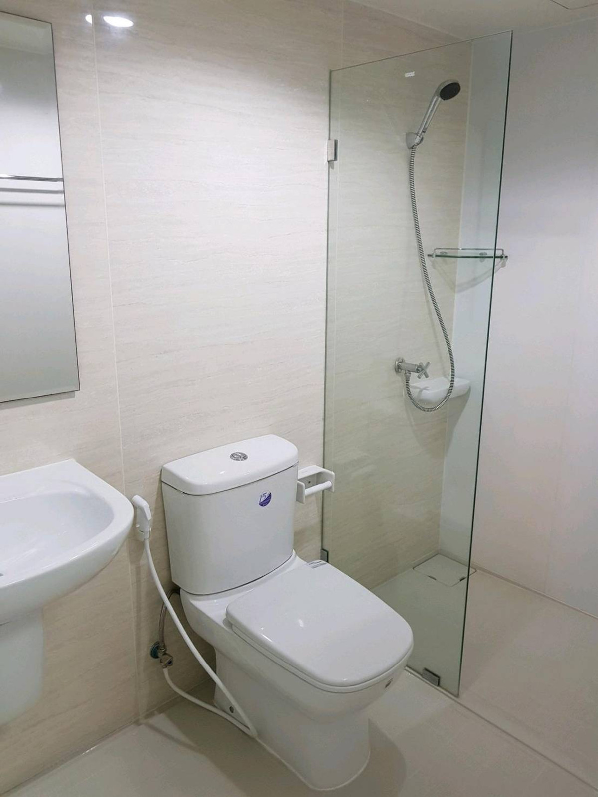 For RentTownhomePattanakan, Srinakarin : Rent a townhome, The Connect Phatthanakan 38, only 8 minutes near Thanya Park