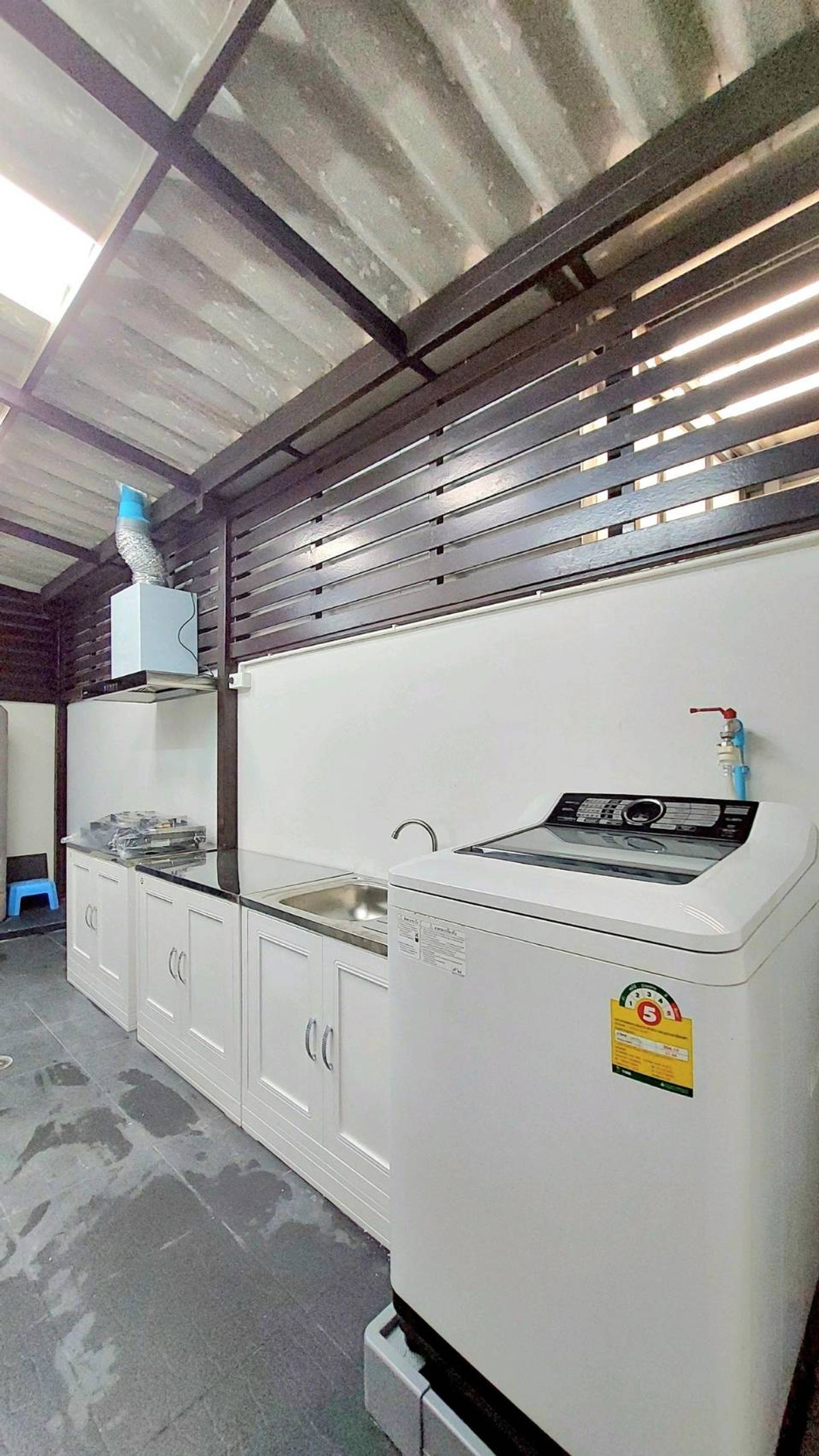 For RentTownhomePattanakan, Srinakarin : Rent a townhome, The Connect Phatthanakan 38, only 8 minutes near Thanya Park