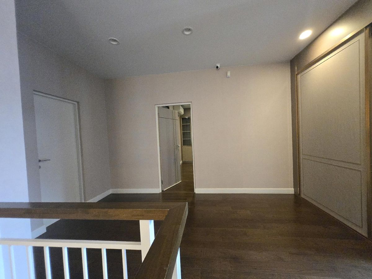 For SaleHousePattanakan, Srinakarin : Setthasiri, the most personal evolution, the only house in the alley is not attached to anyone 16.5 million 🚩