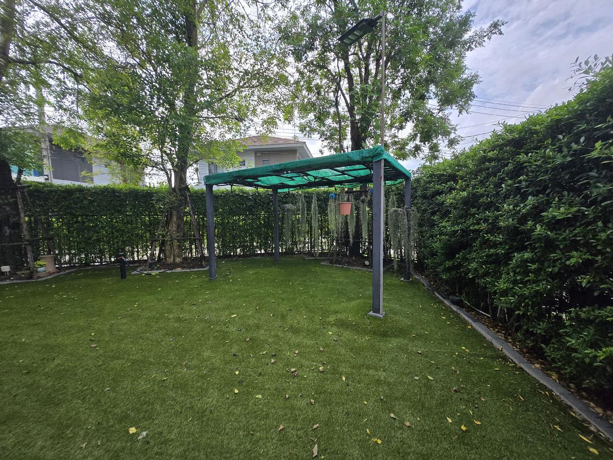 For SaleHousePattanakan, Srinakarin : Setthasiri, the most personal evolution, the only house in the alley is not attached to anyone 16.5 million 🚩